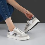 کفش و کتانی اسپرت زنانه و دخترانه مدل نیوبالانس NEW BALANCE رنگ سفید طوسی کد M326 - Image 2