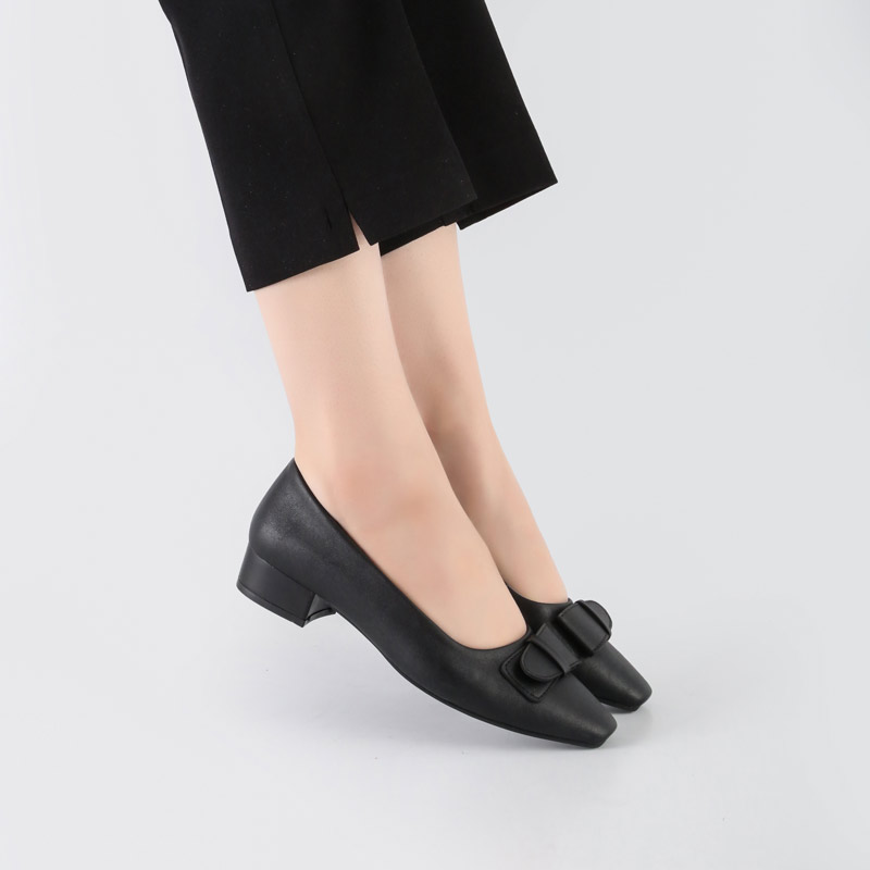 31-1.jpg کفش کالج طبی زنانه و دخترانه رنگ مشکی کد M706 - Image 1