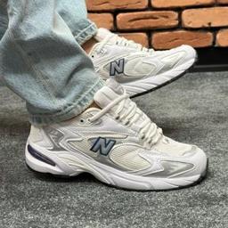 کتونی اسپرت مردانه و زنانه مدل نیوبالانس725  NEW BALANCE رنگ سفید نقره ایی کد 9991