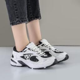 کفش و کتانی زنانه و دخترانه مدل نیوبالانس725  NEW BALANCE رنگ سفید مشکی کد 9197