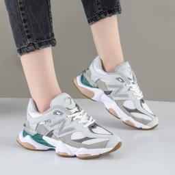 کفش و کتانی زنانه و دخترانه چرم طبیعی مدل نیوبالانس NEWBALANCE 9060 رنگ طوسی کد 8221