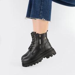 بوت و نیم بوت زنانه و دخترانه مدل بندی برشکا BERESHKA رنگ مشکی کد A505
