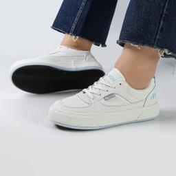 کفش و کتانی ونس راحتی زنانه و دخترانه مدل فشیون FASHION رنگ سفید آبی کد M1352