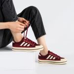 کفش و کتانی زنانه و دخترانه مدل آدیداس ADIDAS رنگ کرم زرشکی کد F114 - Image 2