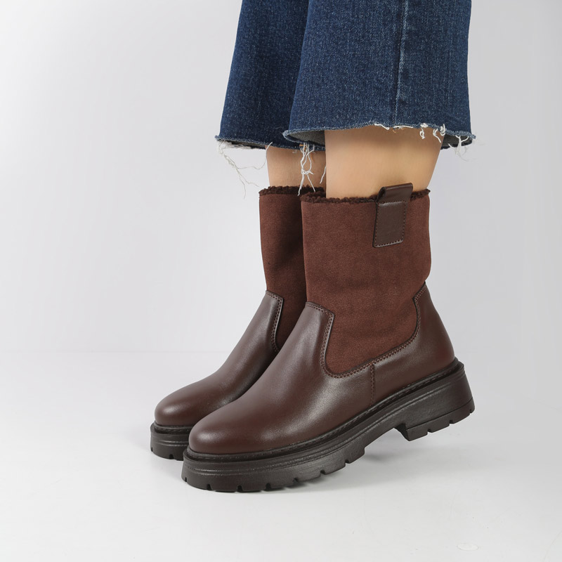 36-6.jpg بوت و نیم بوت زنانه و دخترانه مدل بغل کش بغل زیپ رنگ قهوه ای کد M820 - Image 1