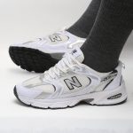 کفش و کتانی اسپرت مردانه و زنانه مدل نیوبالانس 530 رنگ سفید نقره ای کد 47168