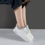 کفش و کتانی زنانه مدل برلین BERLIN رنگ سفید طوسی کد M601 - Image 2