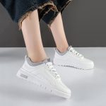 کفش و کتانی زنانه مدل برلین BERLIN رنگ سفید طوسی کد M601