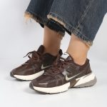 کفش و کتانی زنانه و دخترانه مدل نایک NIKE V2K رنگ قهوه ای کد M41425