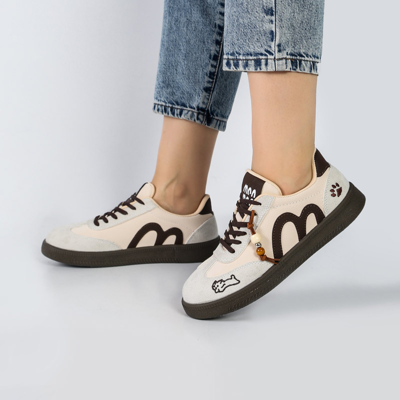 48.jpg کفش اسپرت و راحتی زنانه و دخترانه مدل میو میو MIU رنگ کرم قهوه ای کد M983 - Image 1